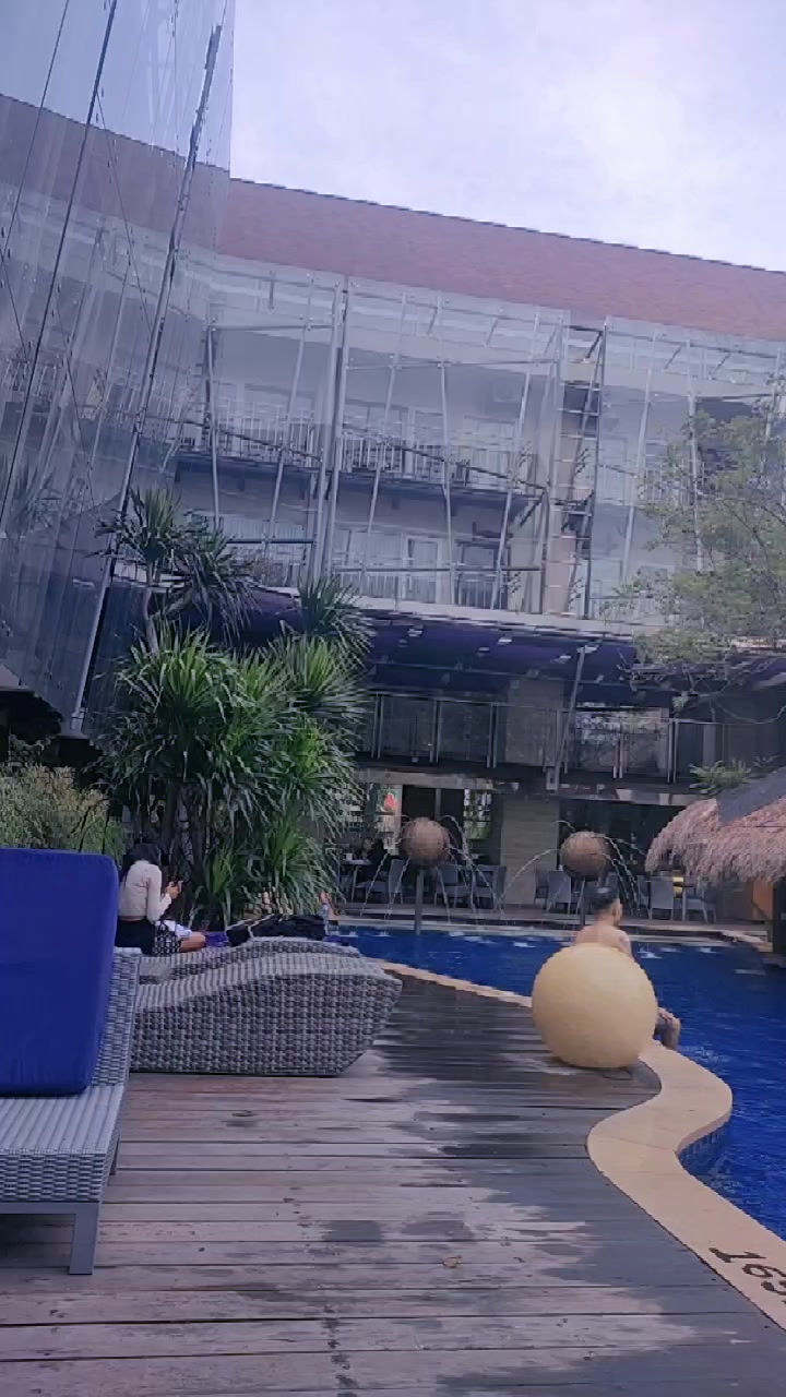 @Nia_Aja