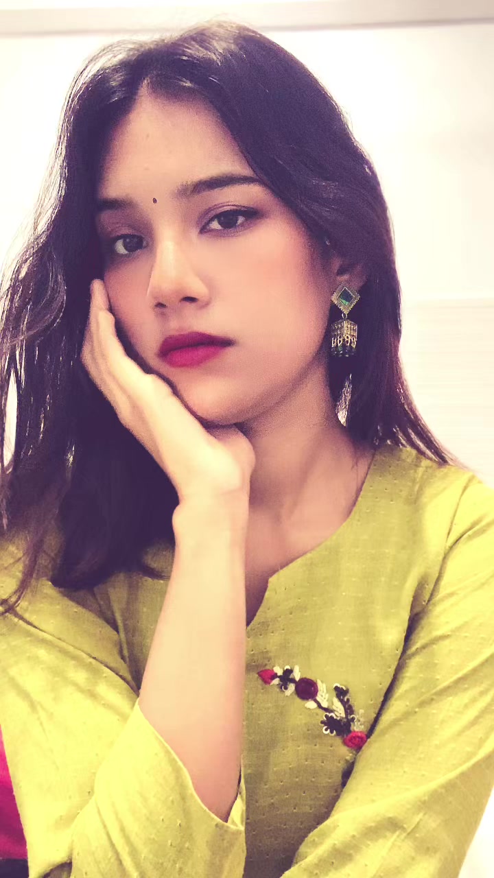@जेशिका_गौतम