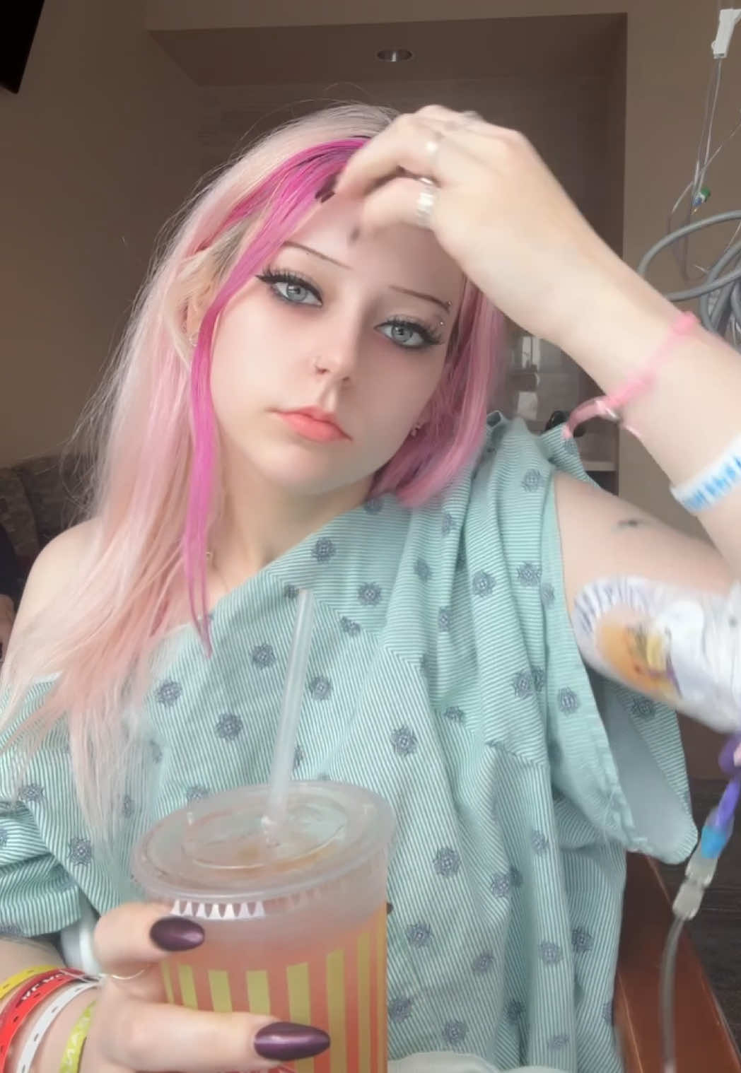@KT⋆˚✿˖°