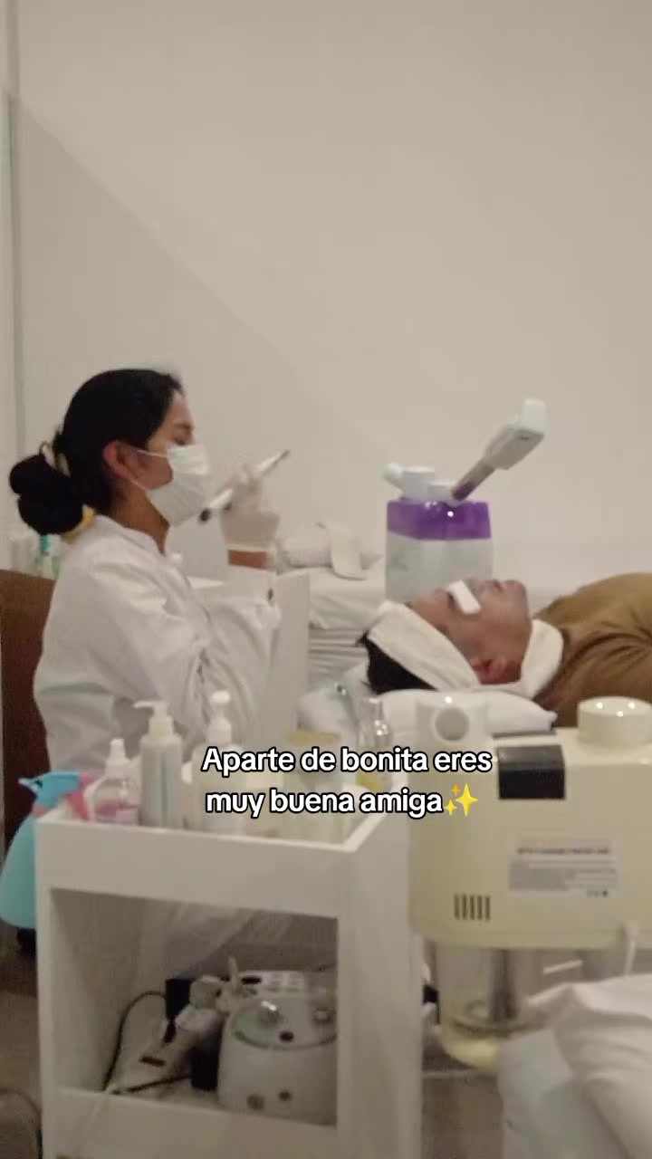 @Adriana Rivero