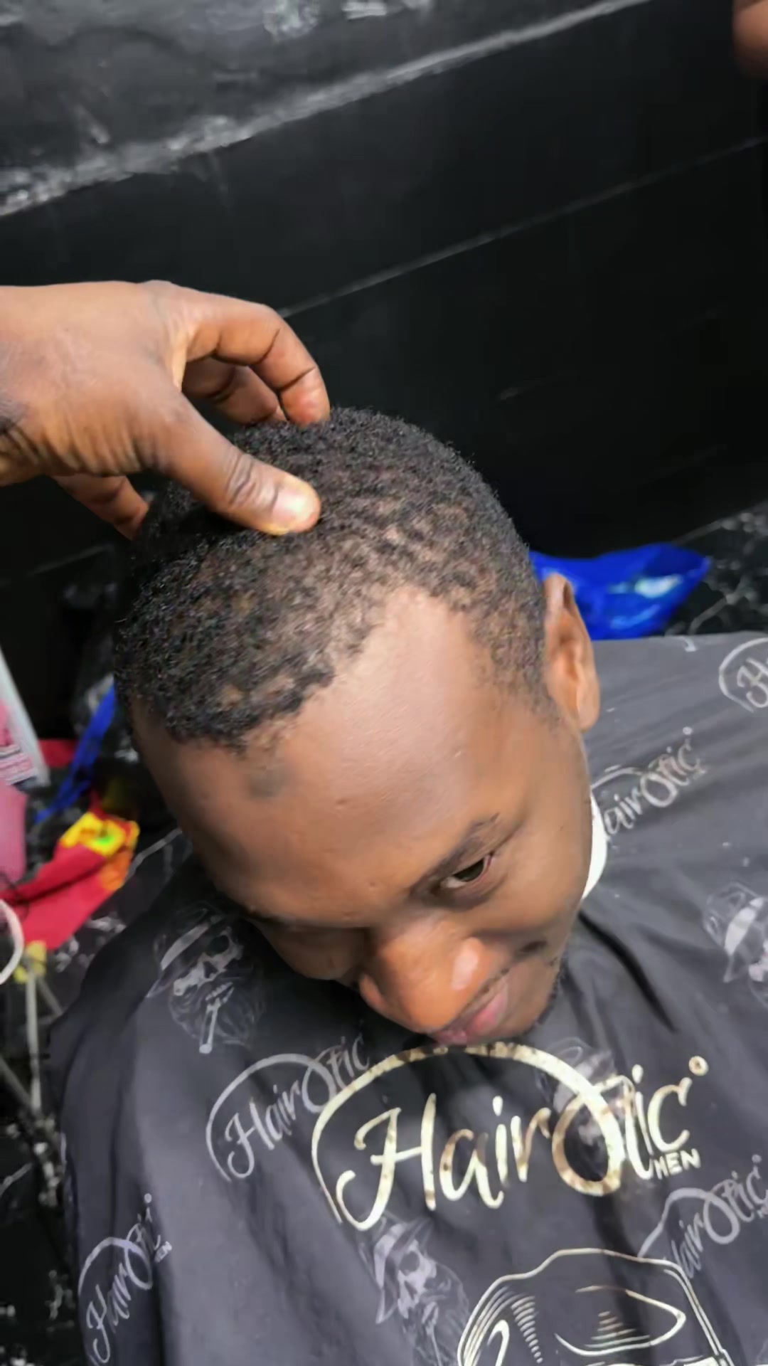 @Adams_barber225