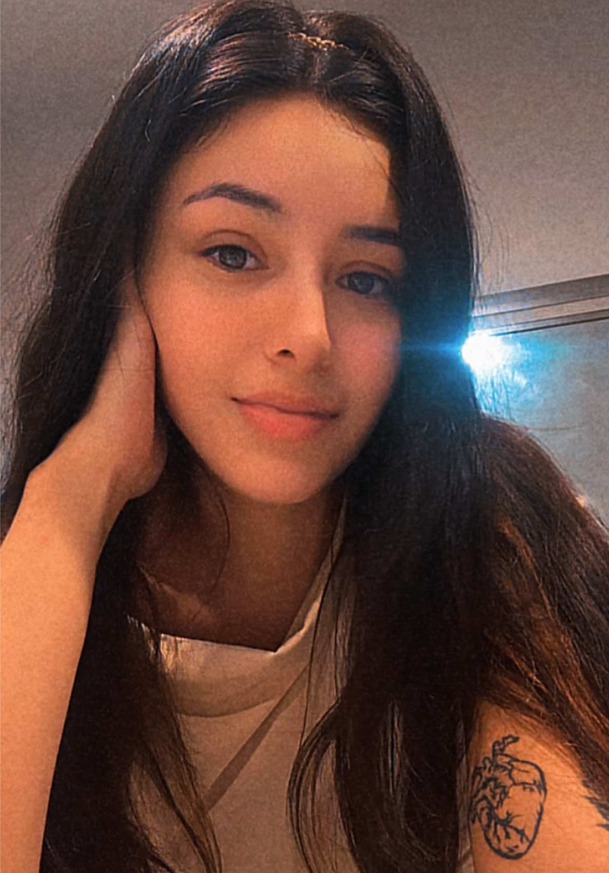@Mia