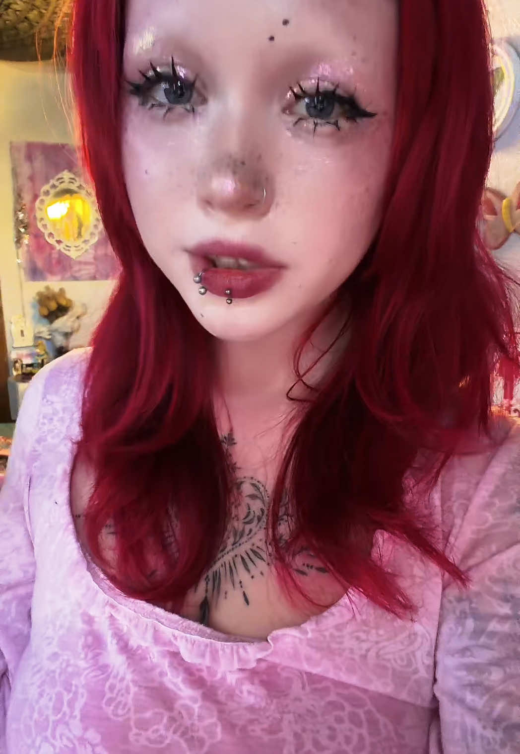 @scarlett ˚₊✩‧₊