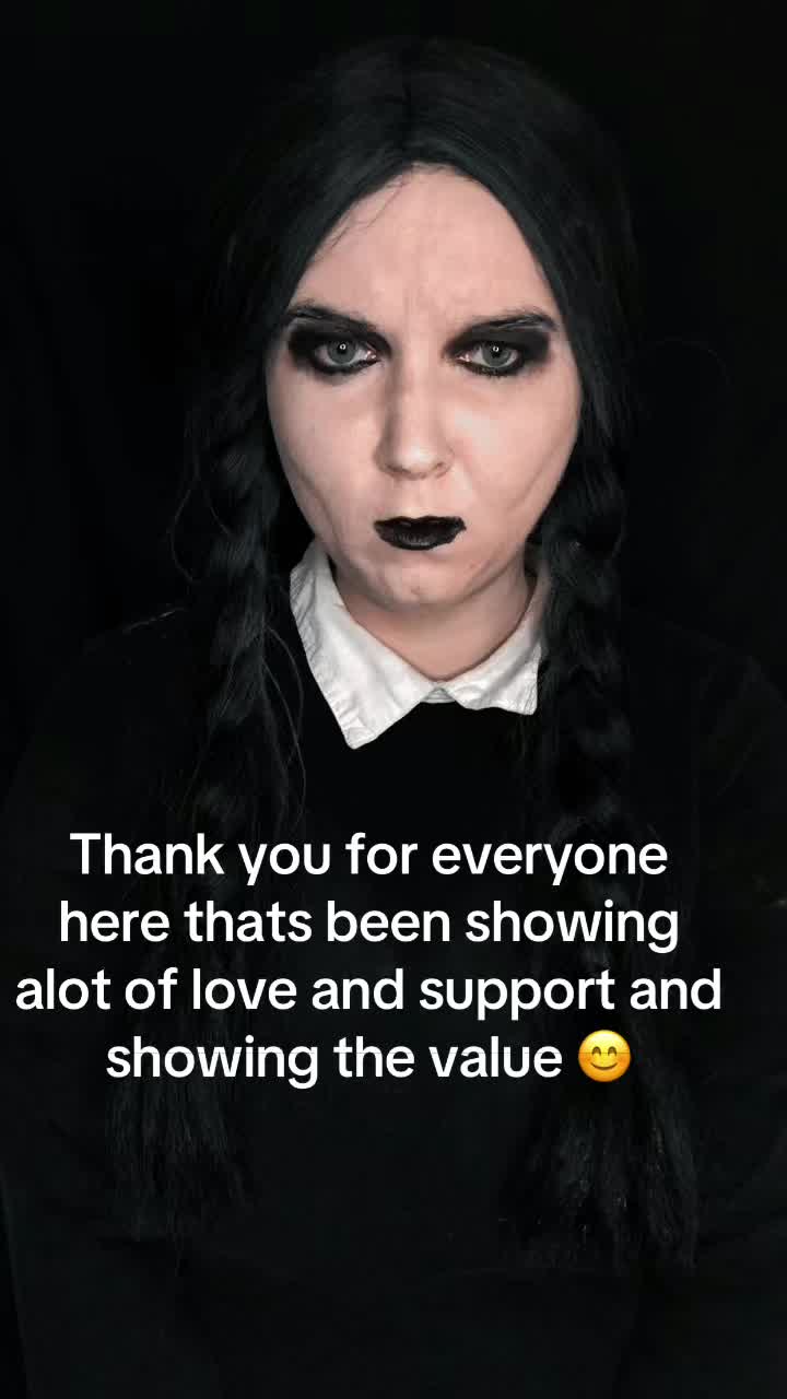 @Wednesday Addams Cosplayer🖤
