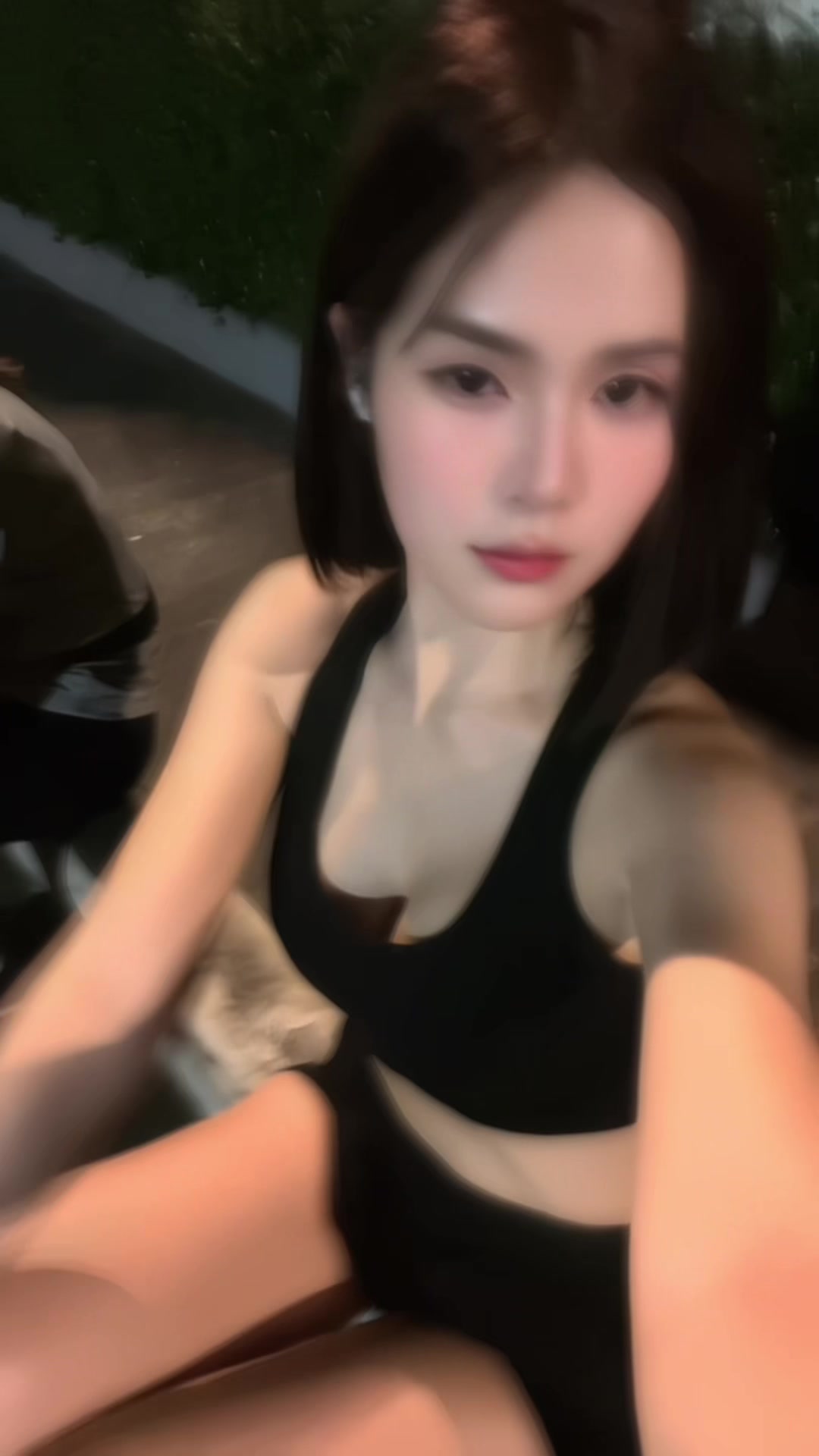 @โบวี่