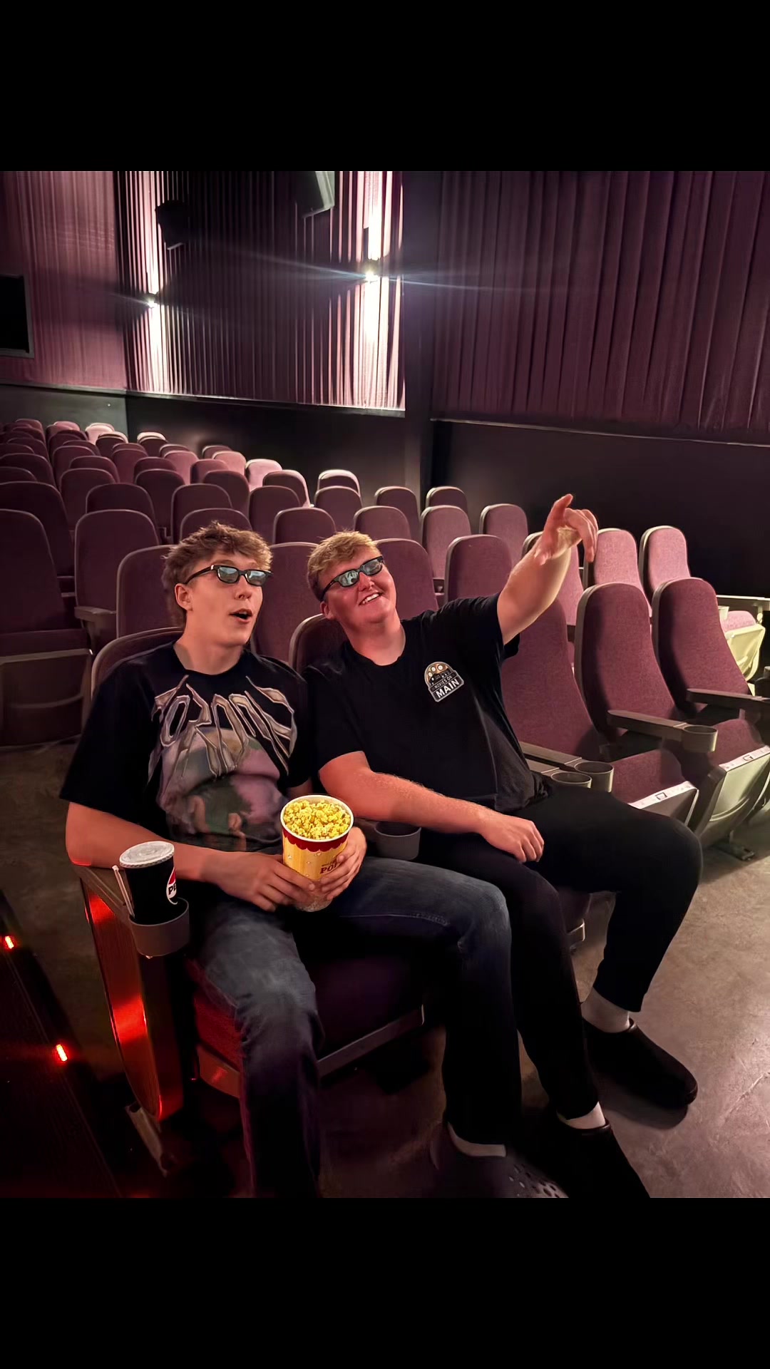 @MoviesonMainInezKY