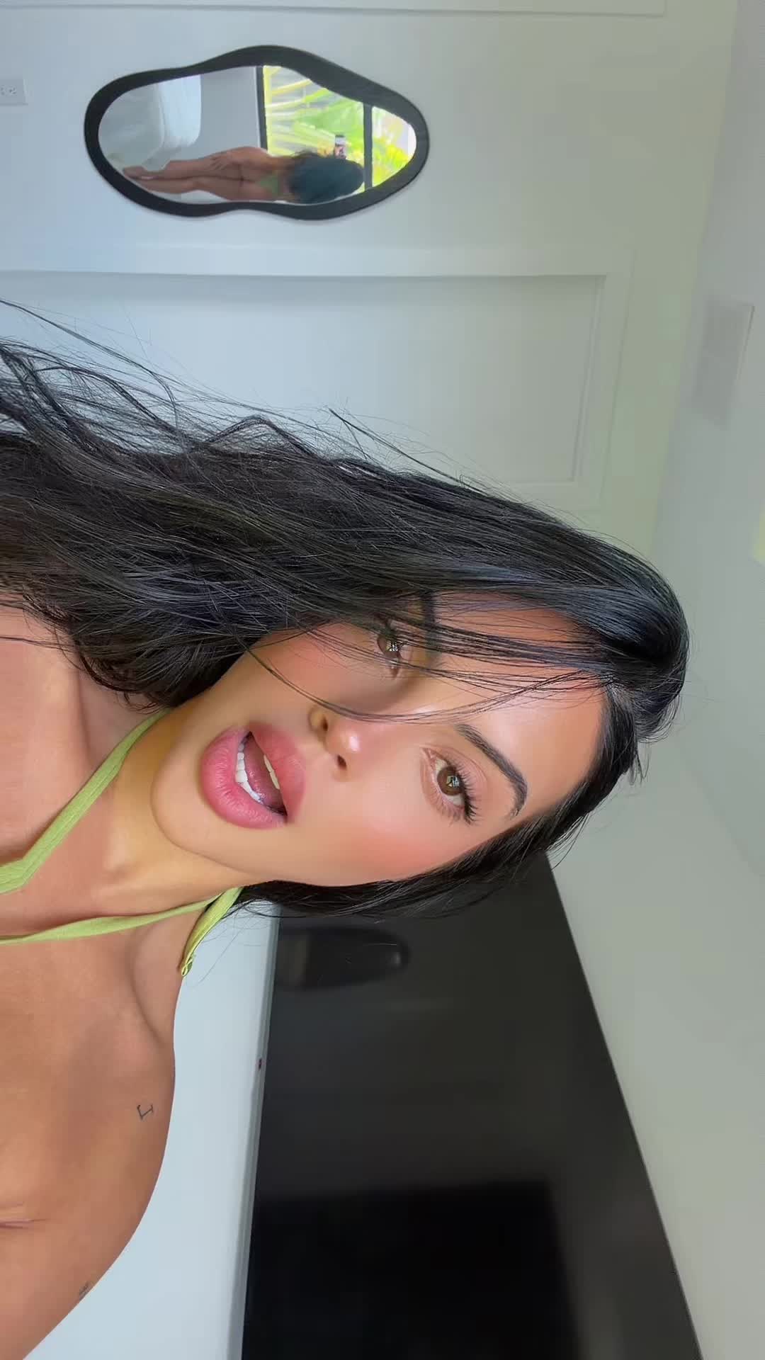 @Melii