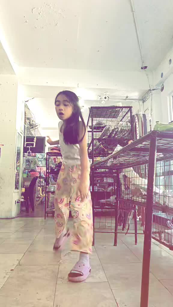 @little nifty