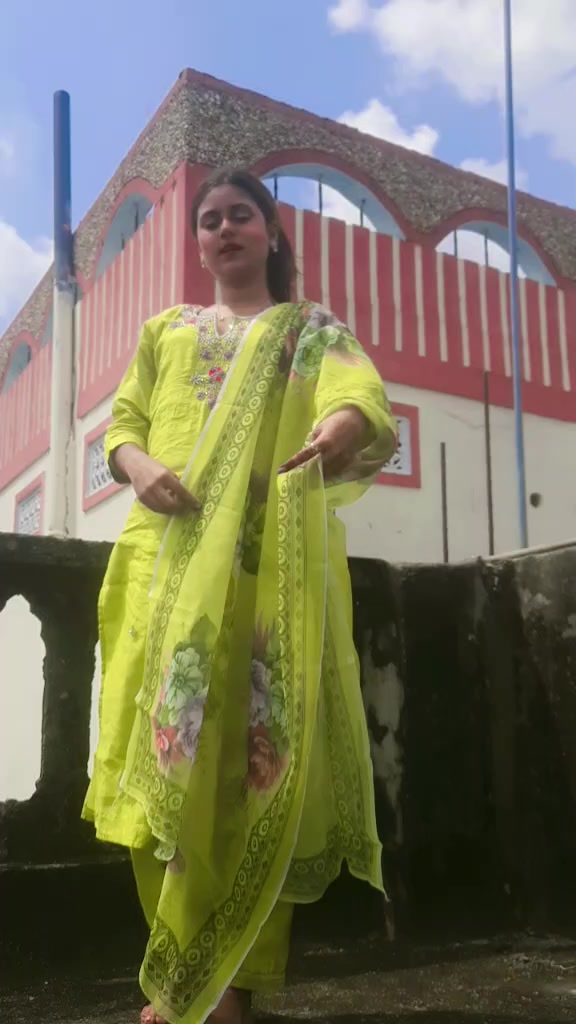@❤Chandani sarraf❤