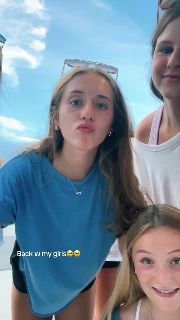@vivienne