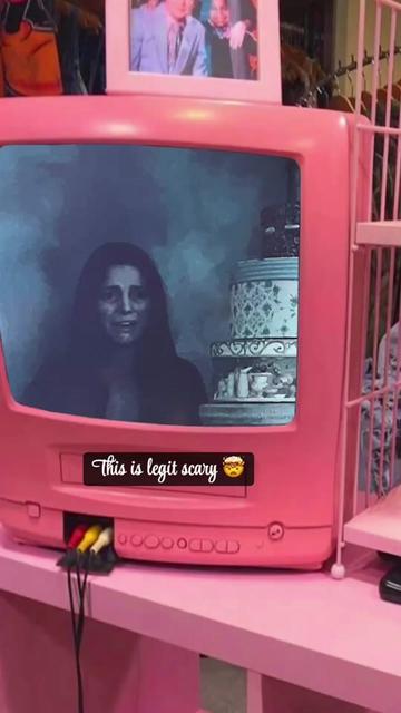 @𝓚𝓮𝓵𝓵𝔂 𖨆♡