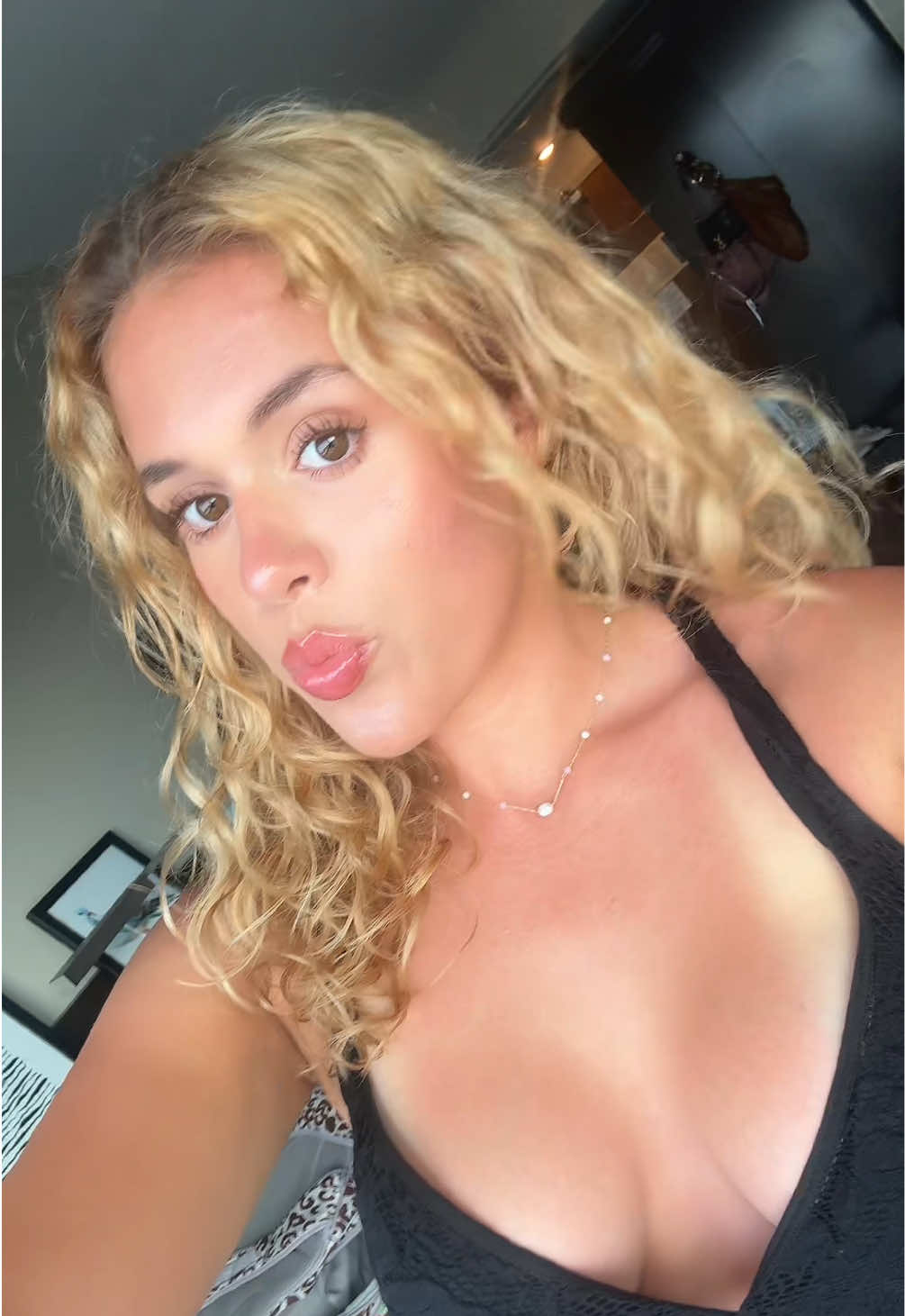 @elena💋✨