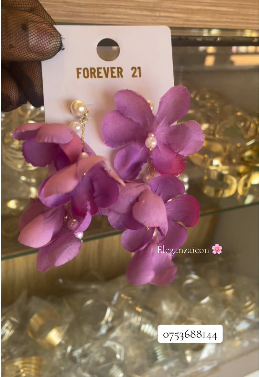 @ELEGANZAicon-jewelry/bag/heels