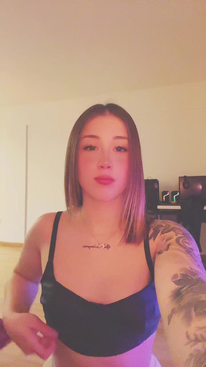 @𝓂𝒶𝓇𝓉𝒾