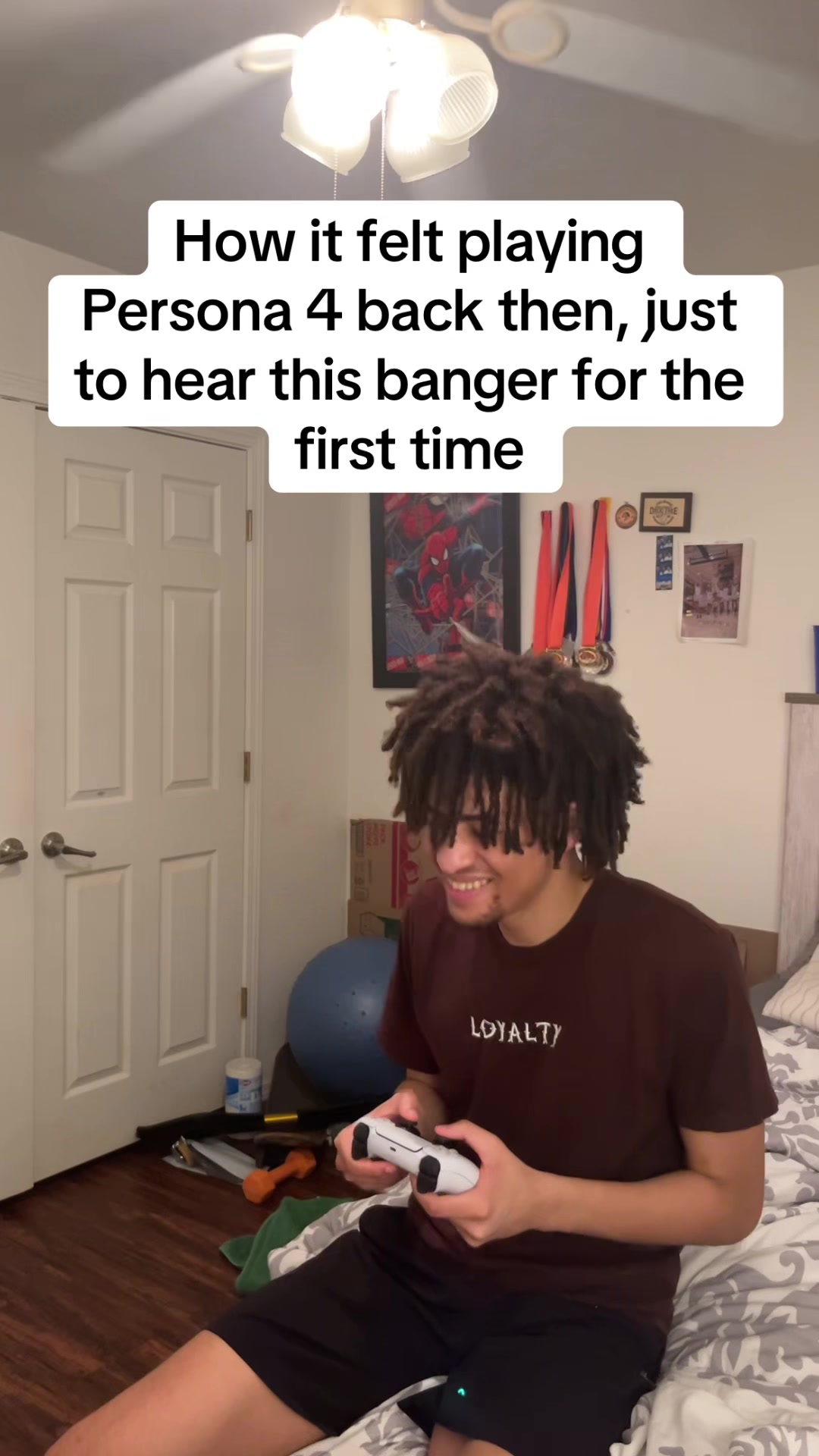 @ITZZ$kovie