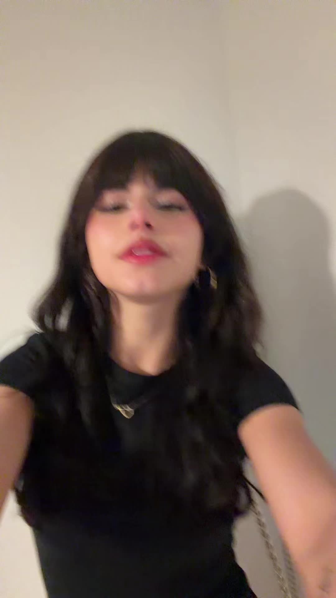 @Valeriaaa 𖤐