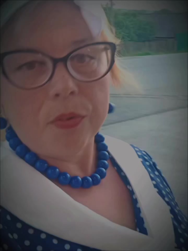 @Алёнушка