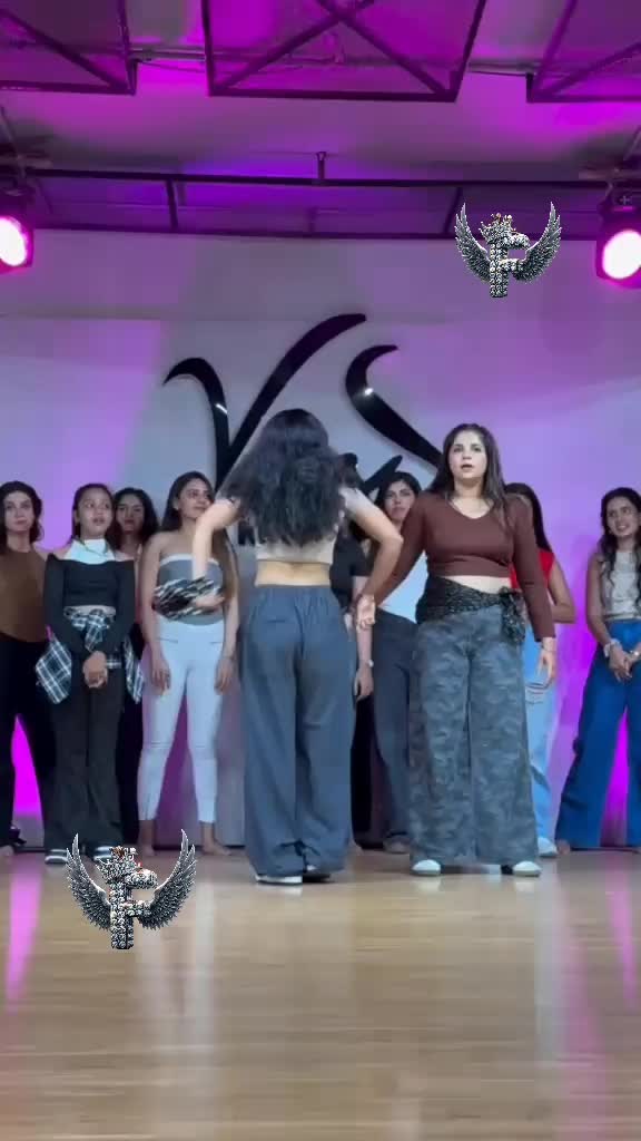 @بیگانه
