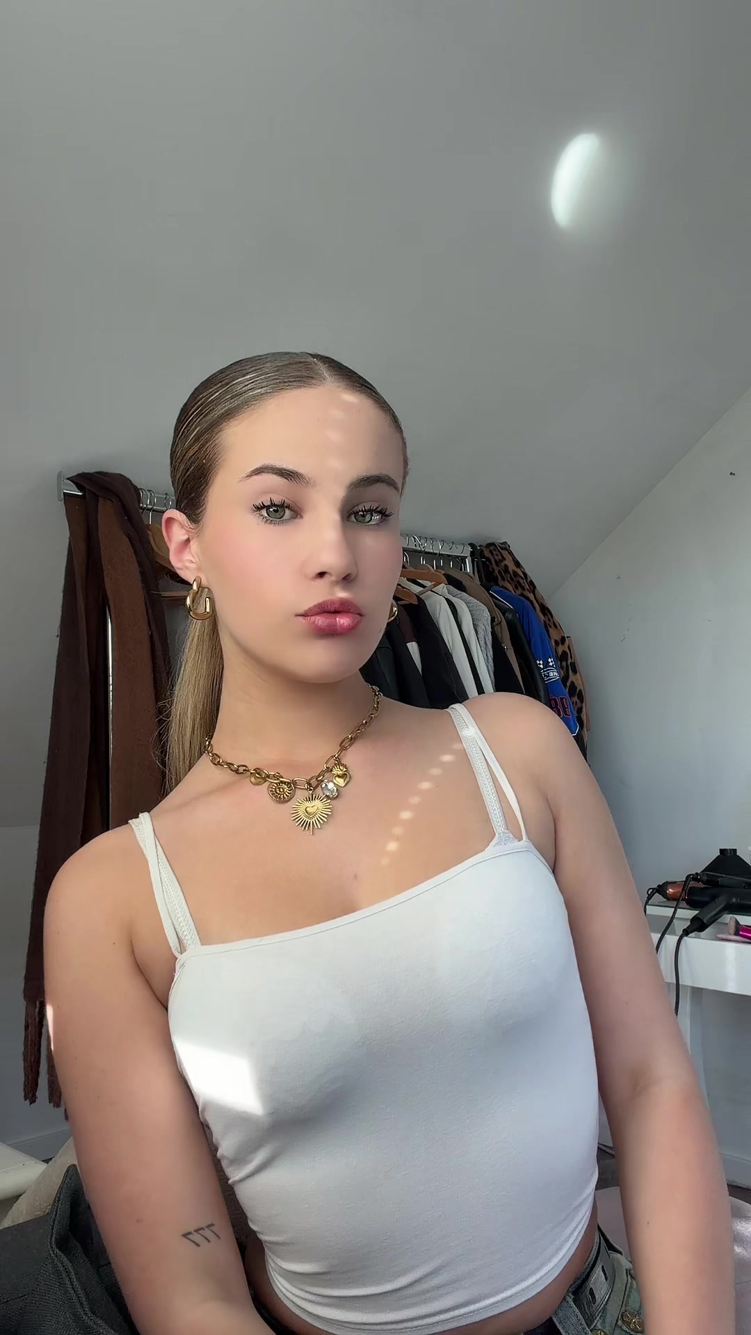 @Sophia