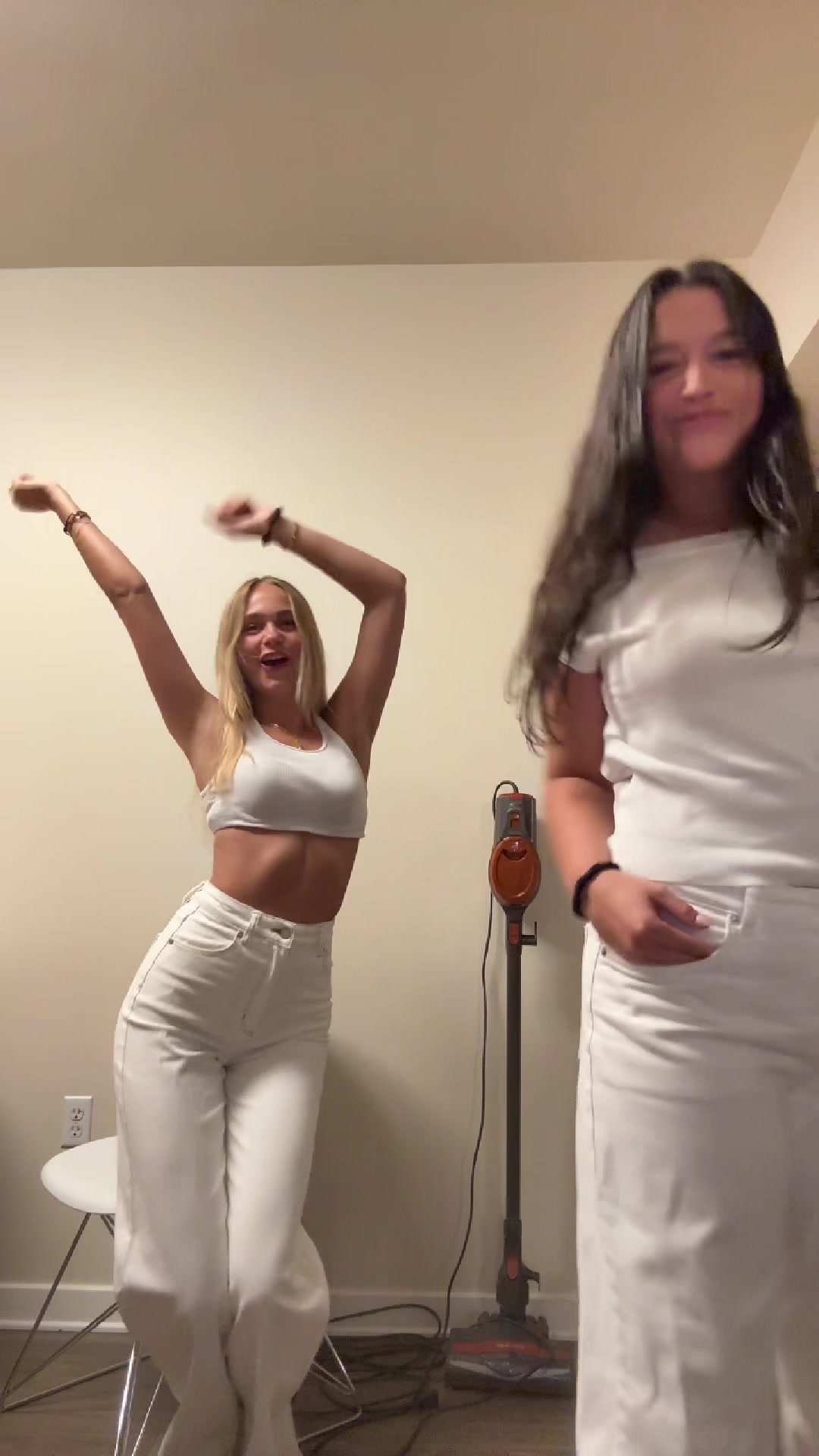 @Ava Gersten