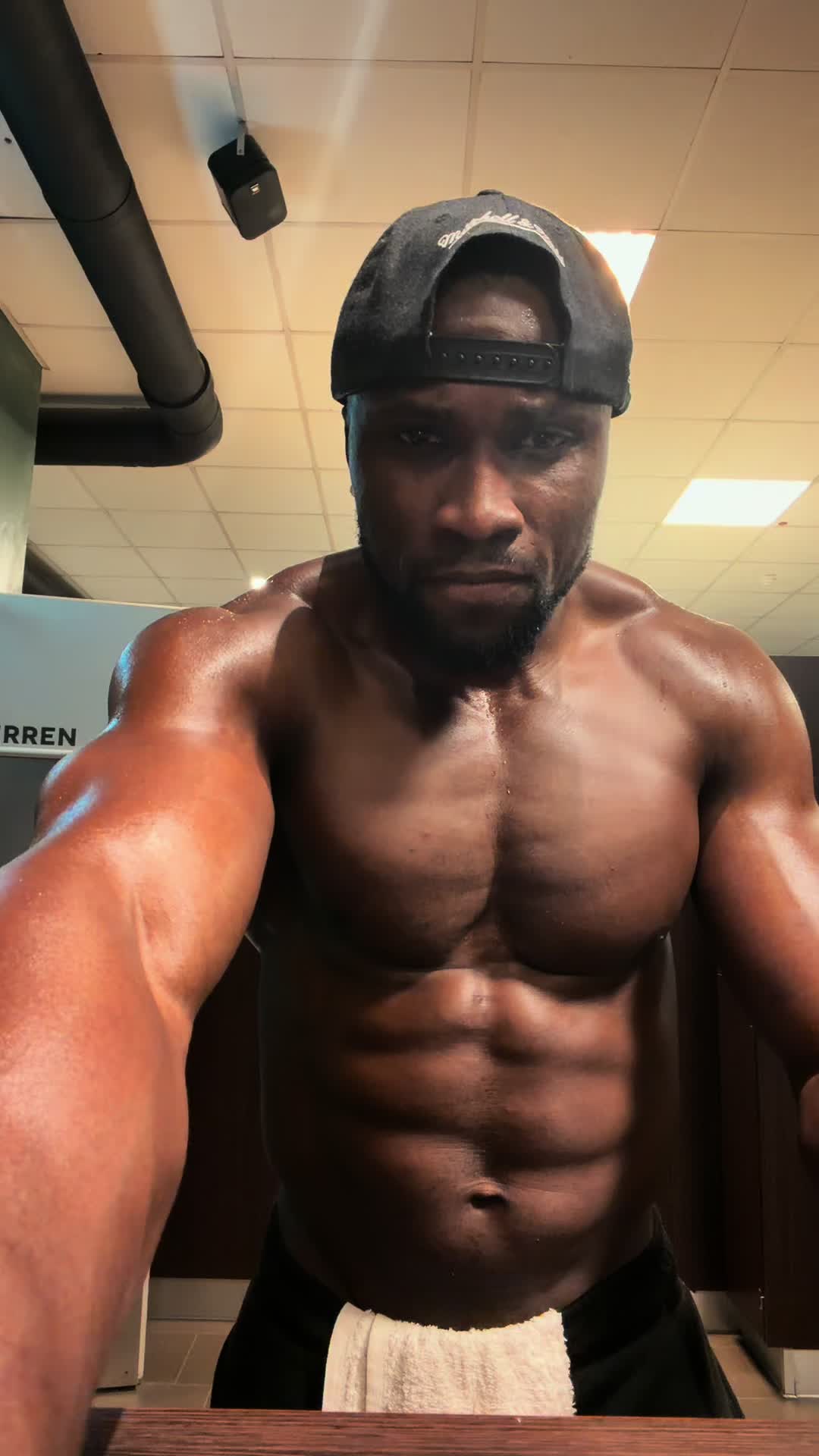 @KING OF Abs... !!!!
