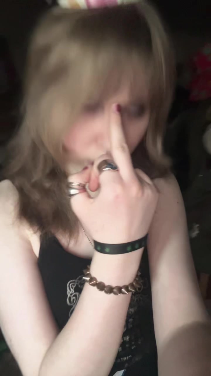 @syndryv0nne