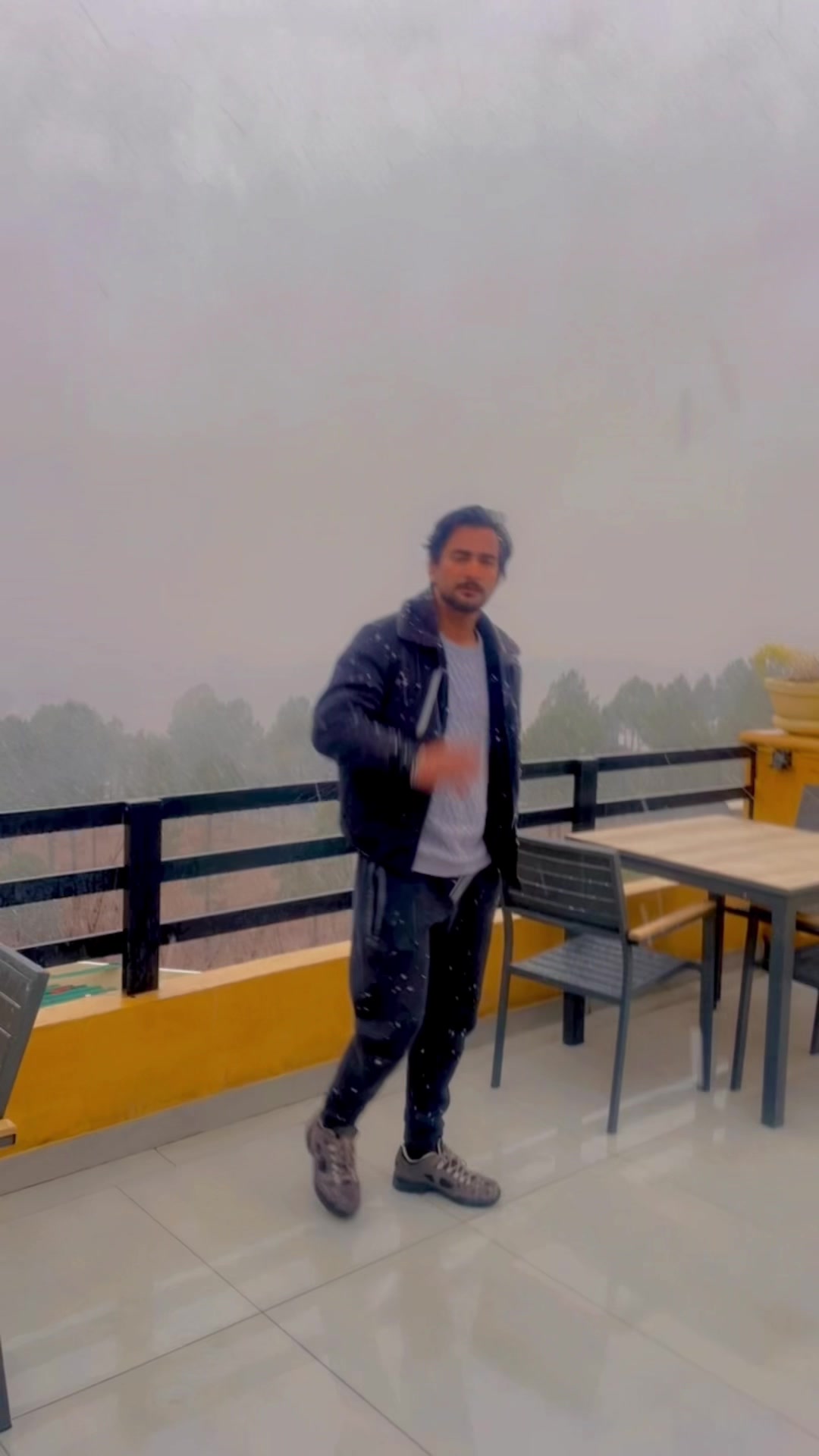 @SA M Eer