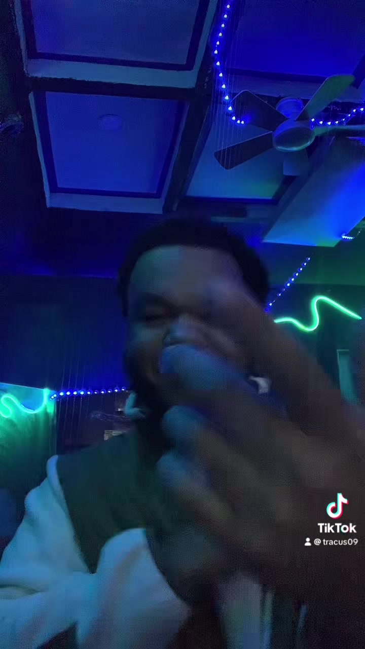 @Tracus J.🎙️🎼✍️