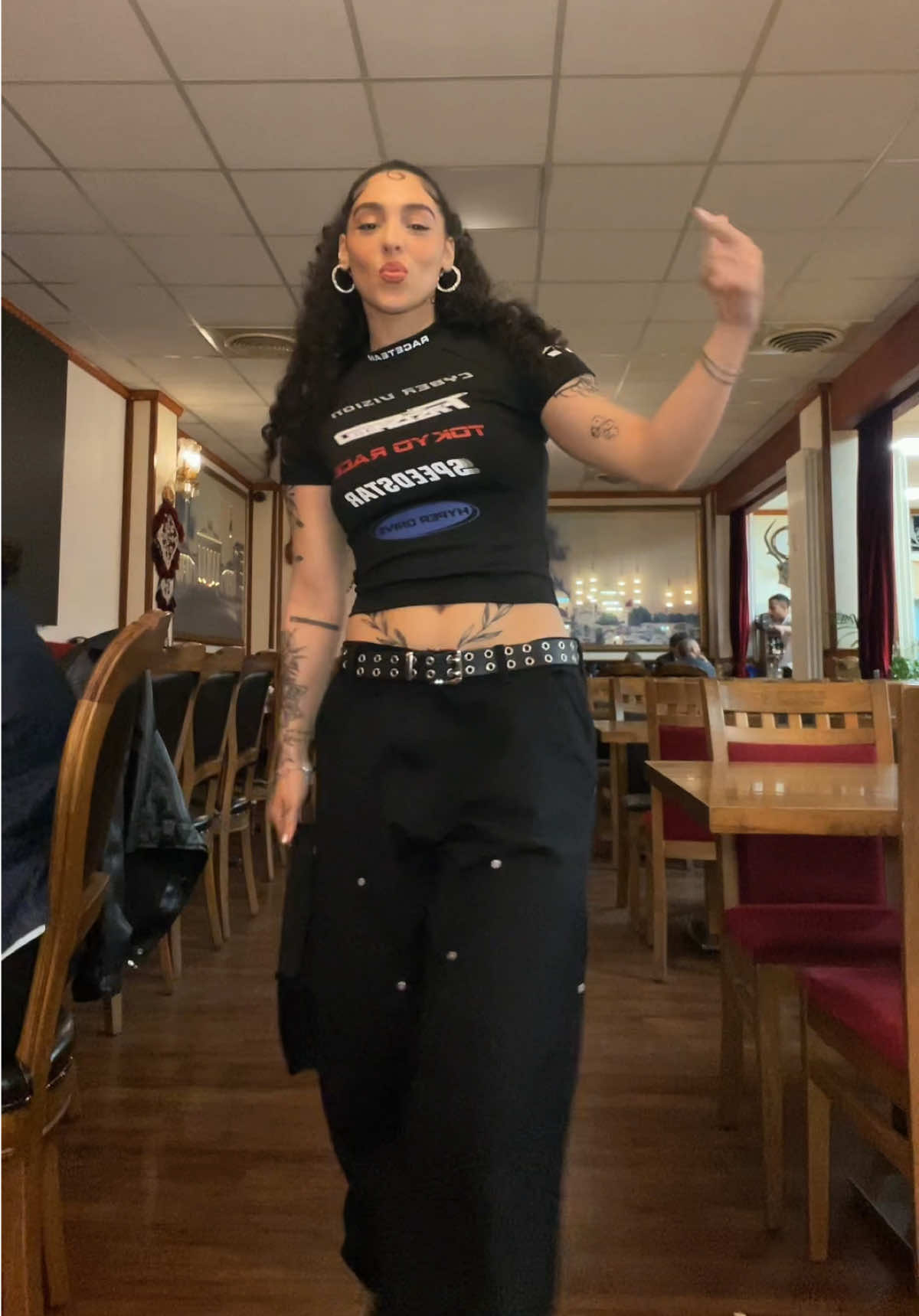 @aleynalolani