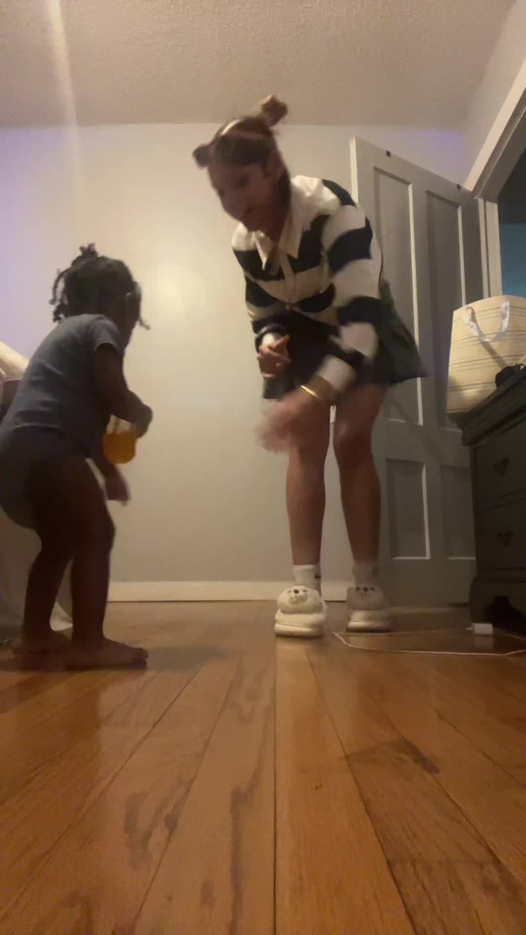 @thecutestcutieintheroom💟