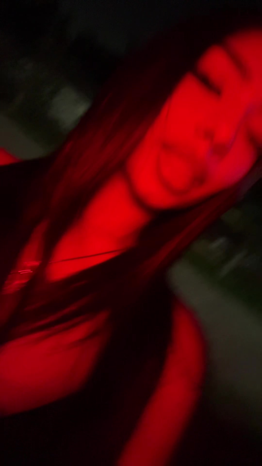 @𝒱