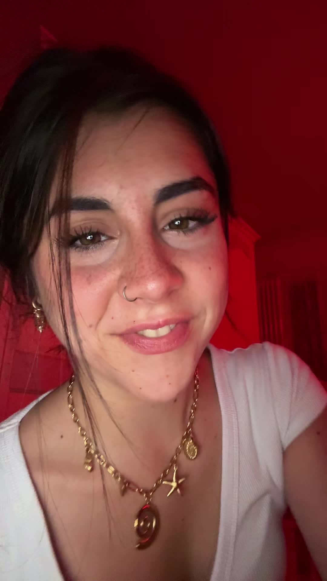@𝐴𝑟𝑦