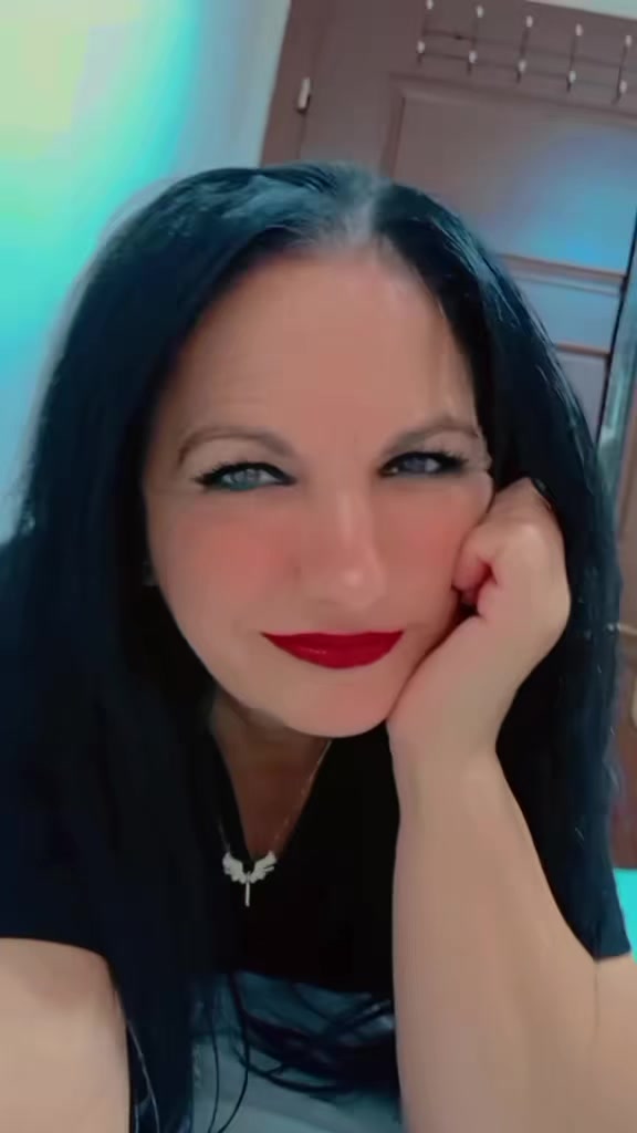 @gülüşü güzel Antakyalı çiğdem