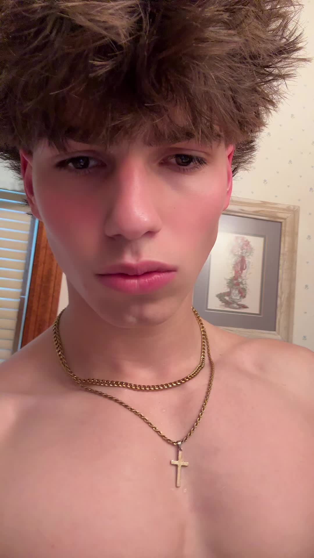 @AJ 🪿