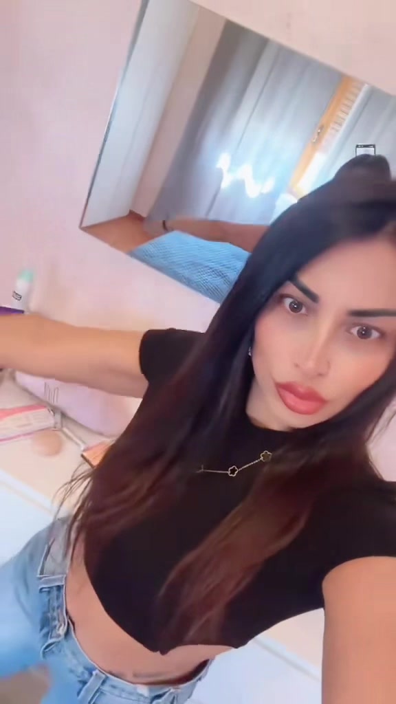 @Desyreal10