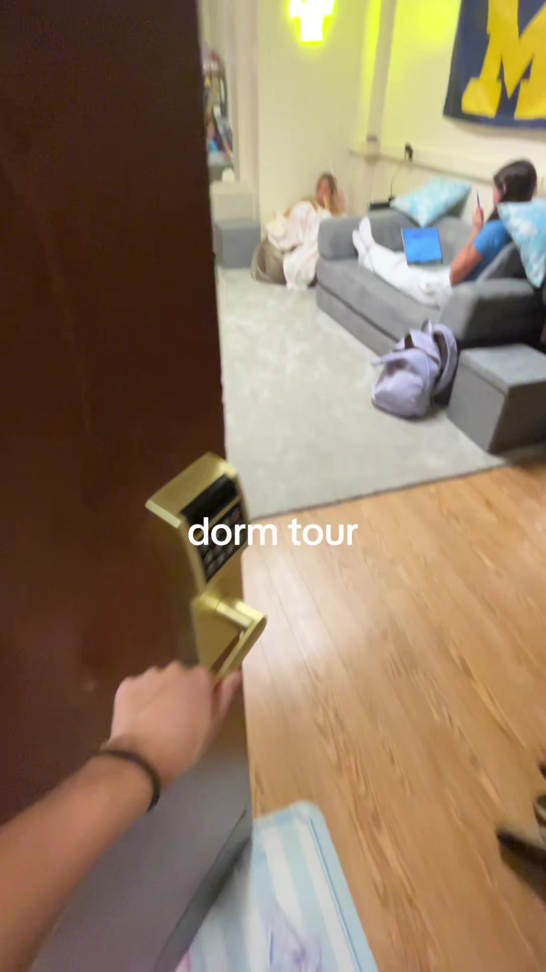@ava jean
