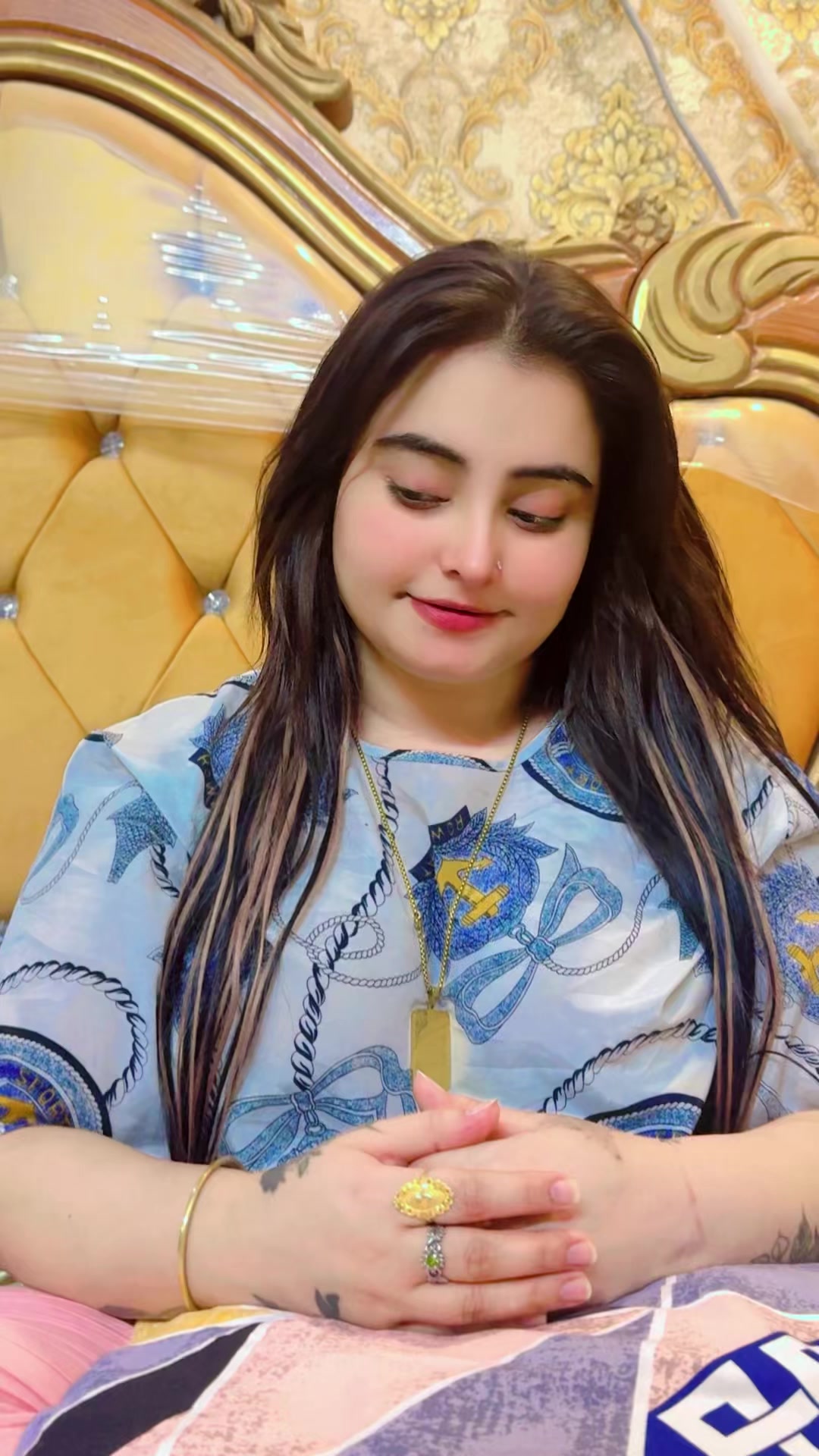 @👸 Rani-🥰(Queen)G&rdquo;1