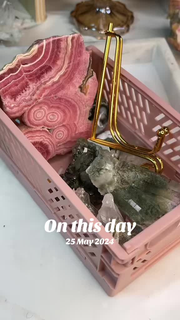 @Priestess Crystals