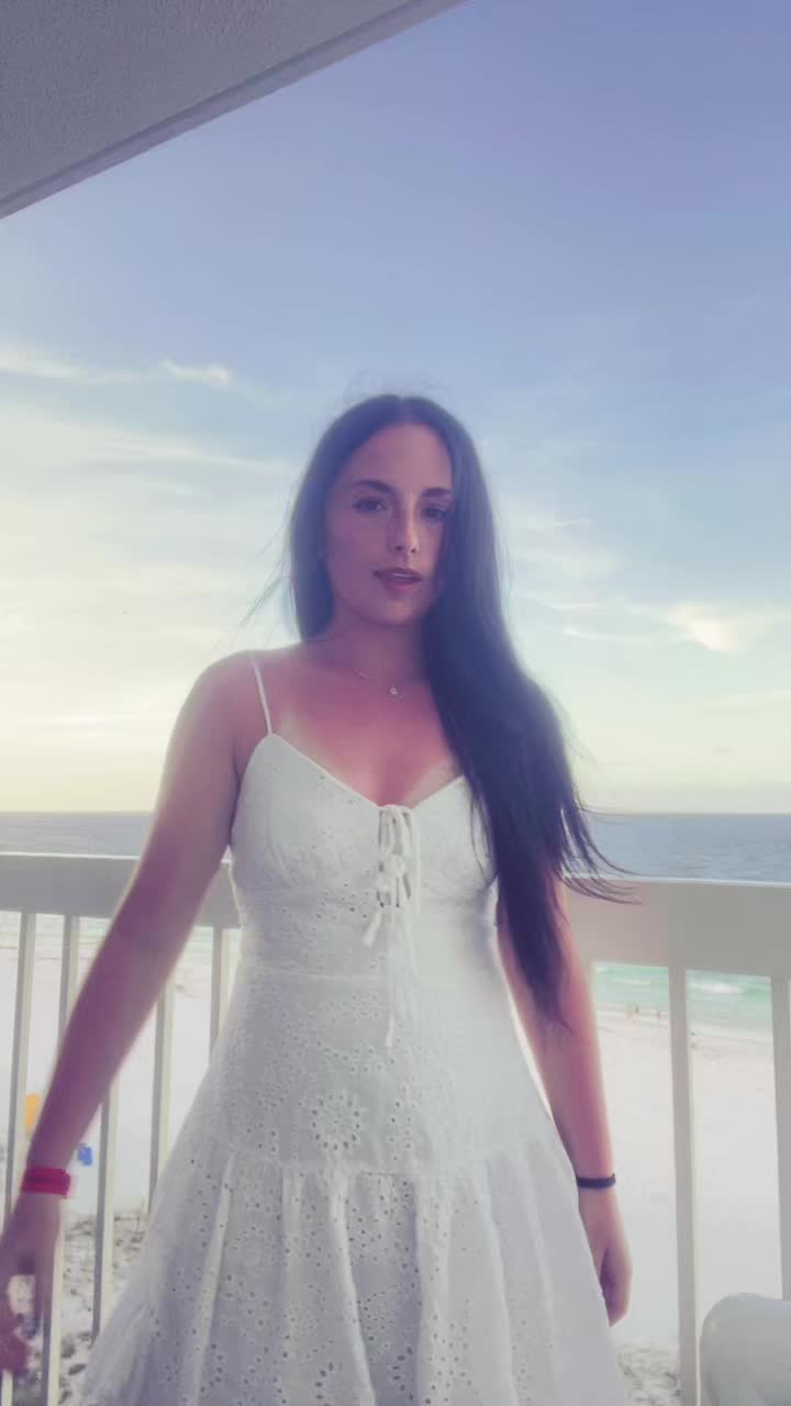@Haleymc0