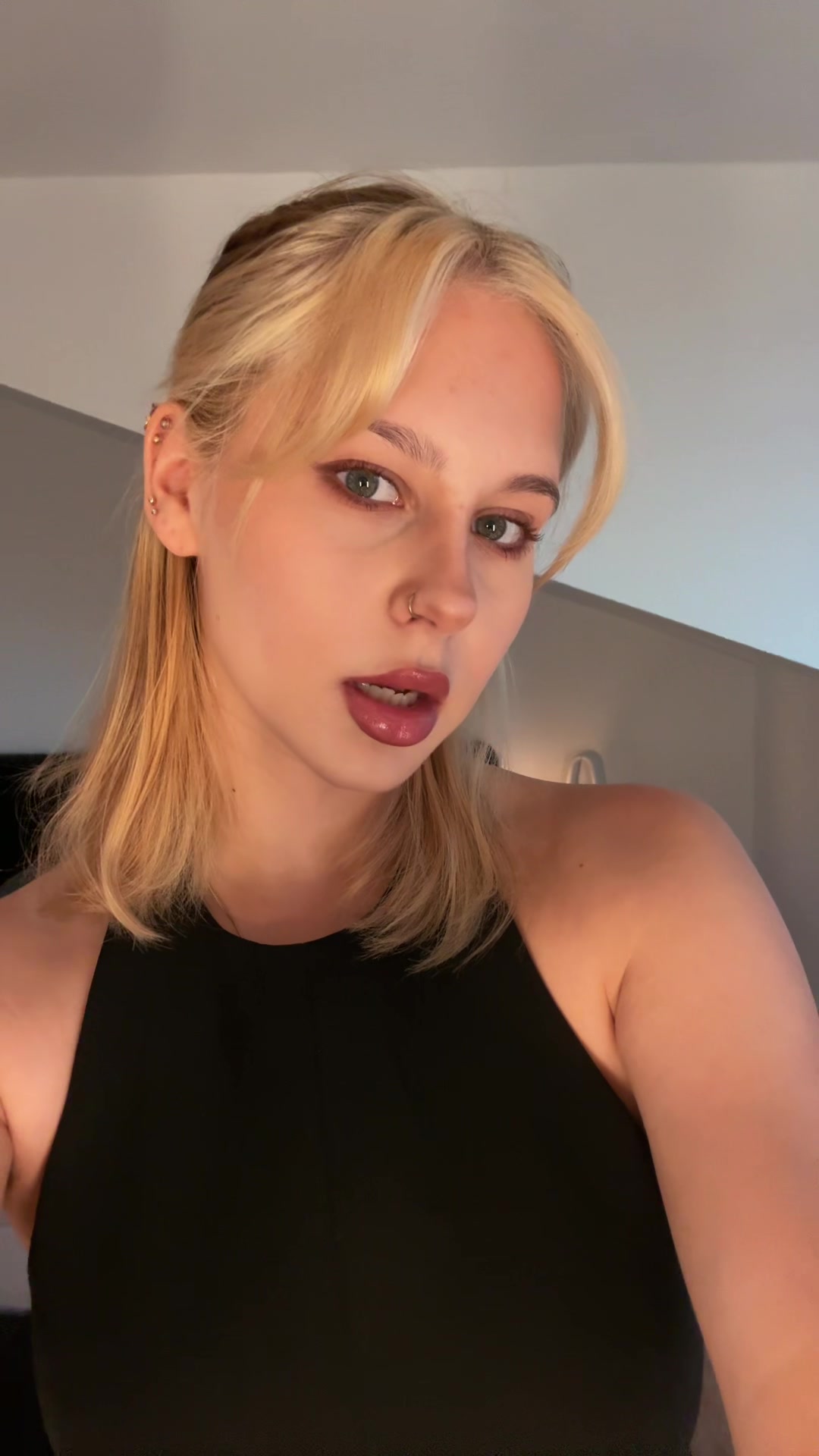 @Emi