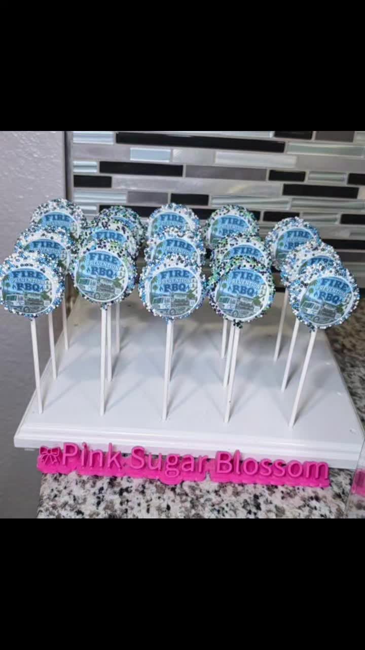 @Lisa • Pink Sugar Blossom