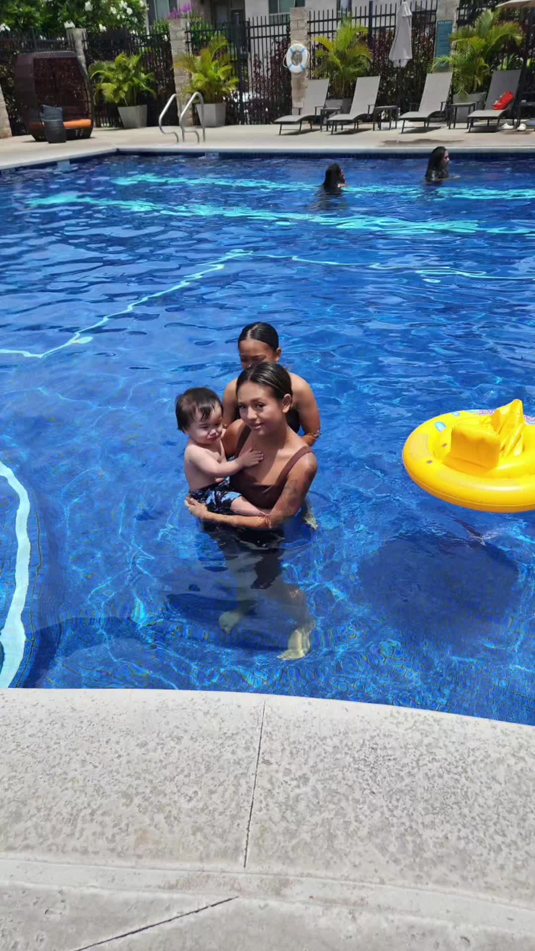 @"Crazy Beautiful" 🌺