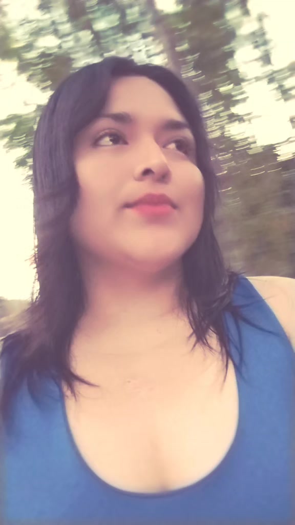 @fiorela🩷🧡