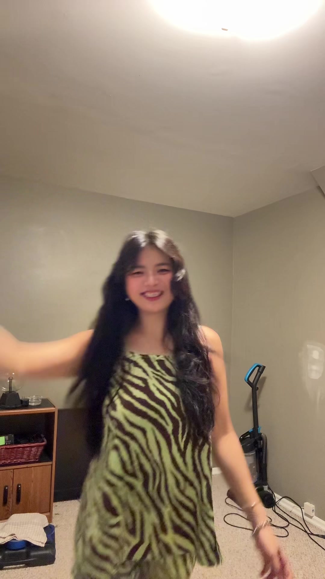 @meow meow sa tabi