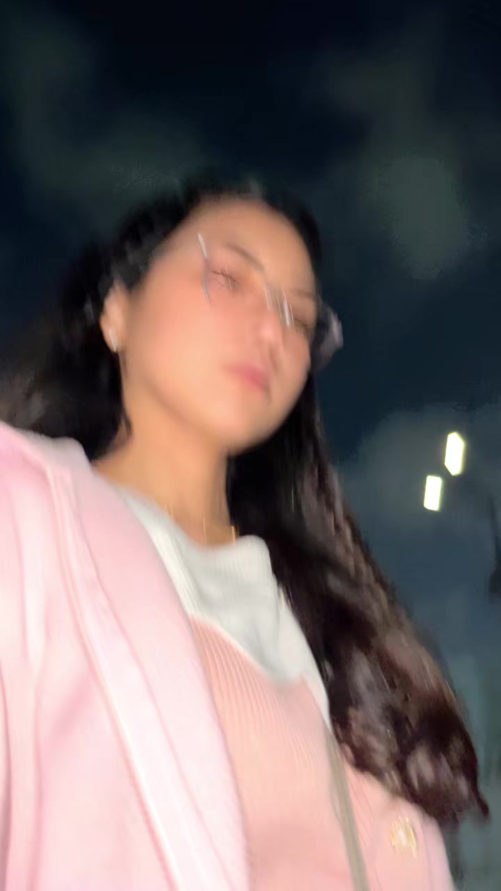 @Raaaiineee