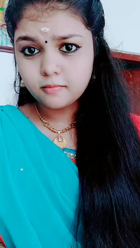 @varsha_ponnuss