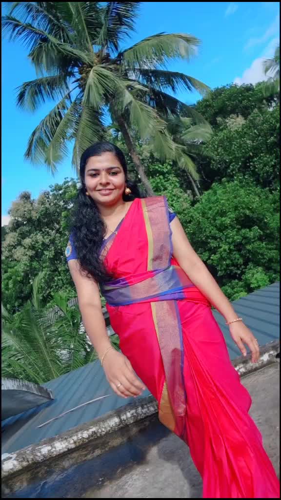 @Thumbi ponnu😘😘