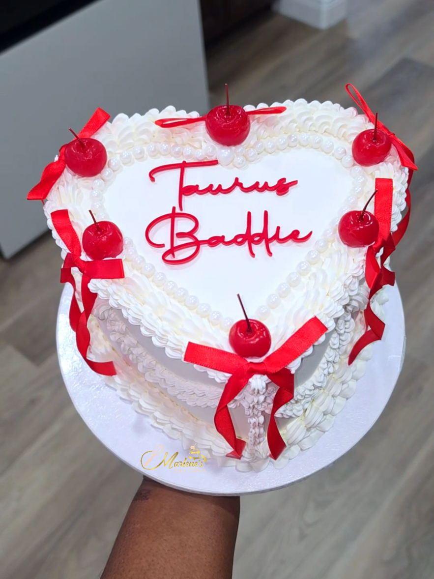 @Marlene'sLuxx_Cakes&HomeDecor