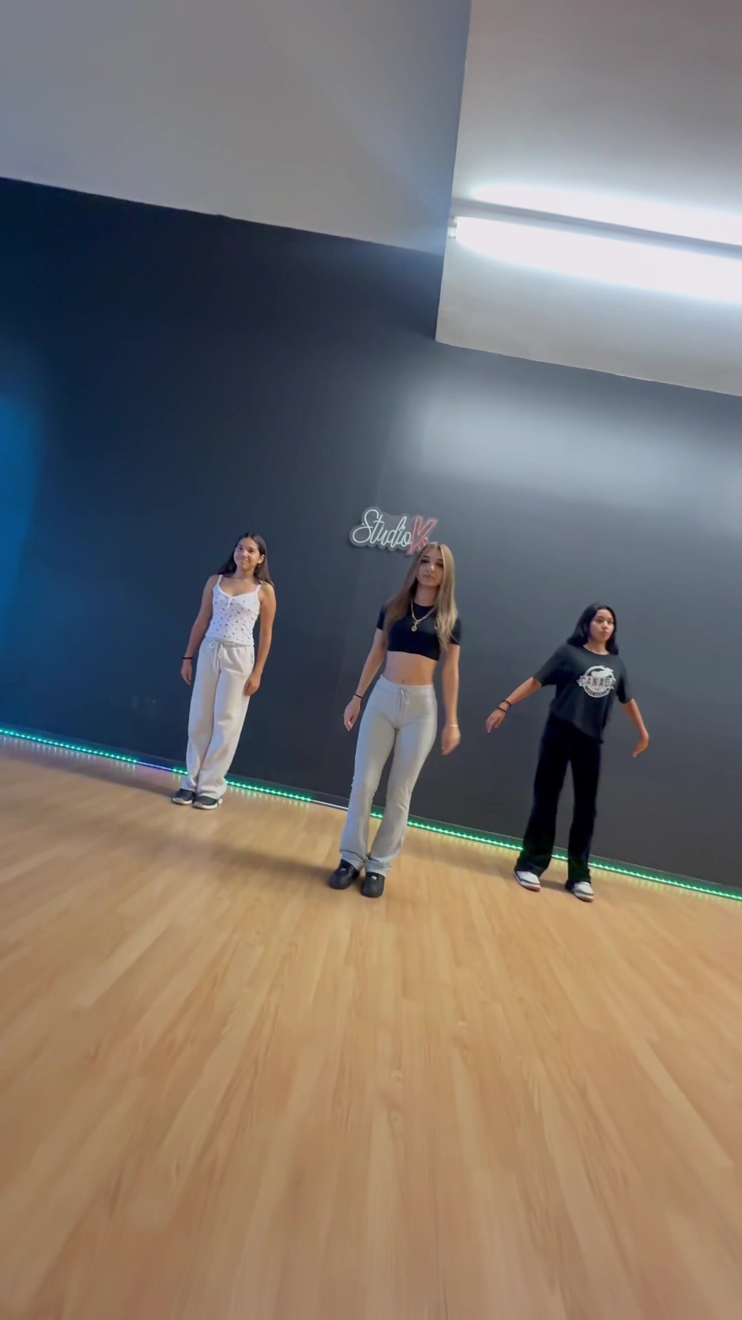 @StudioK
