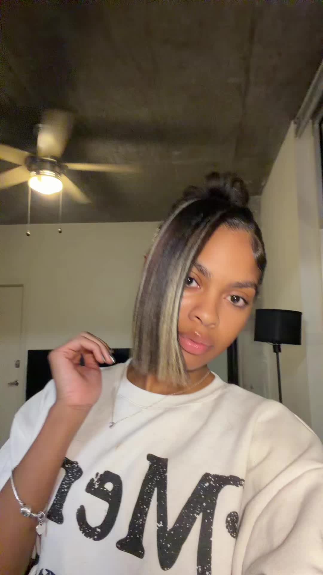 @kelsionaee
